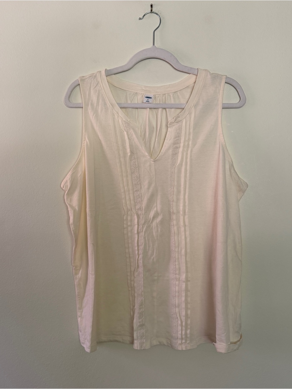 Old Navy | Lace Detail Sleeveless Top
